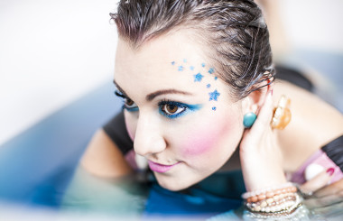 Plussize model bathtub shooting